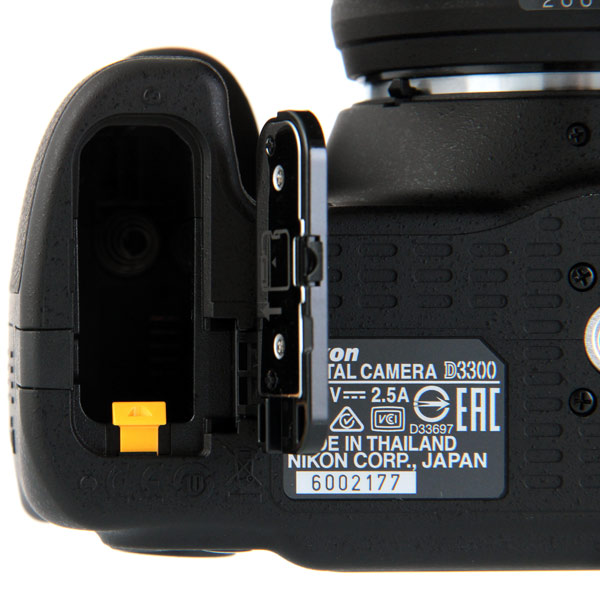     Nikon D3300 Kit -  11