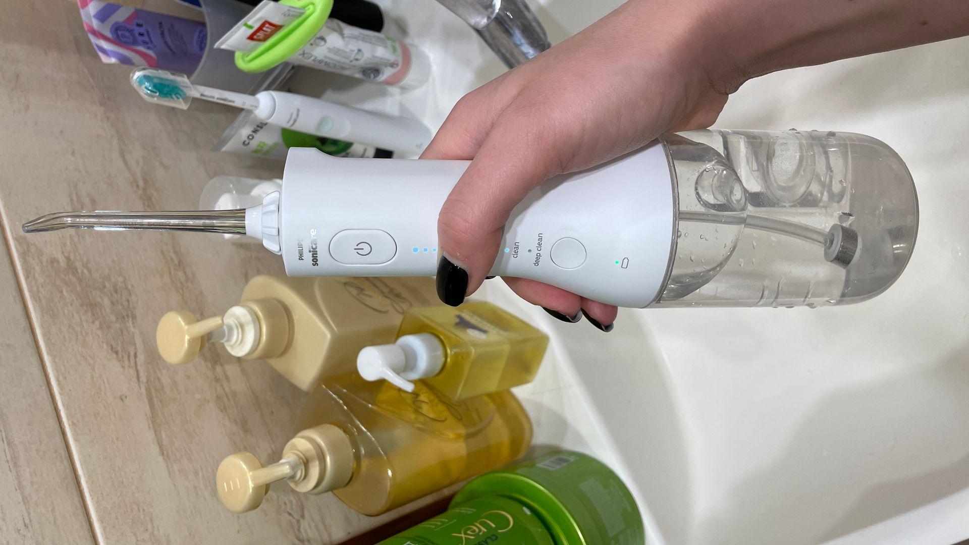 Philips Sonicare Cordless Power Flosser 3000 HX3806/31 купить в
