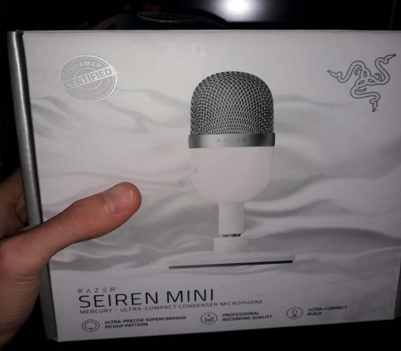 Микрофон Razer Razer Seiren Mini White (RZ19-03450300-R3M1