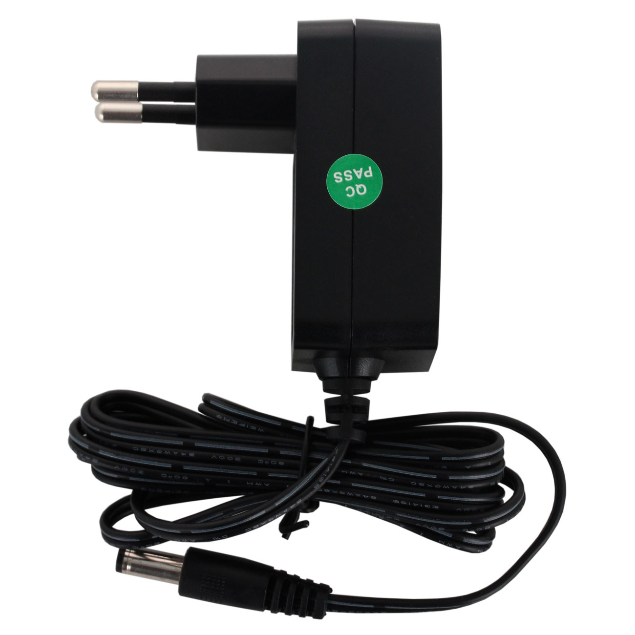 Синтезатор Denn DEK609