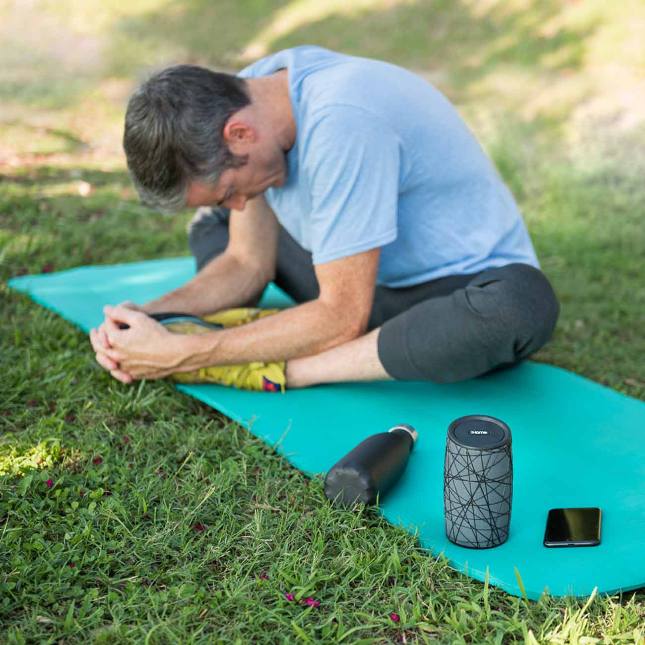 Беспроводная акустика iHome iBT77 Grey/Black