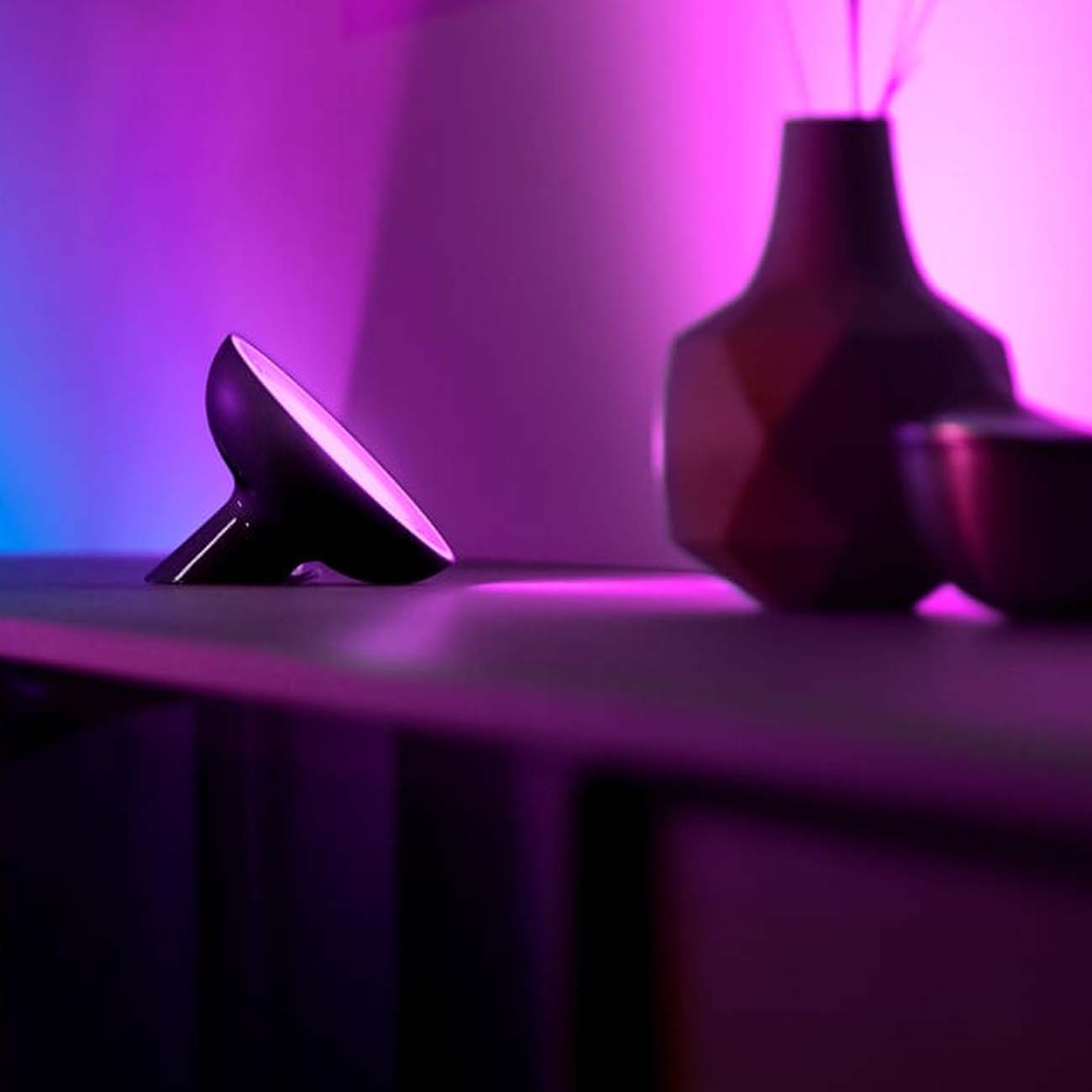 Умный светильник Philips Hue Bloom Black (929002376001)