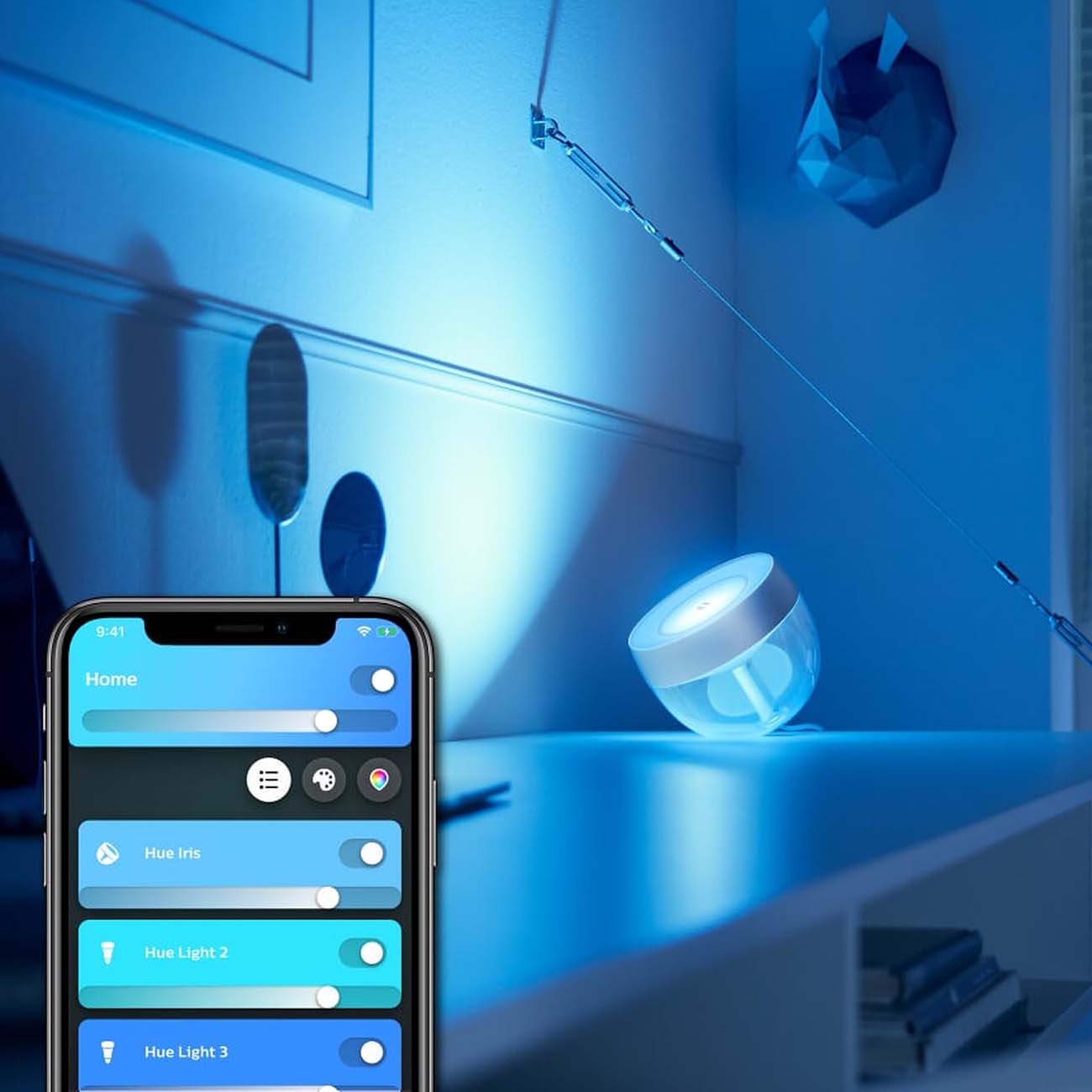Умный светильник Philips Hue Iris Silver (929002376701)
