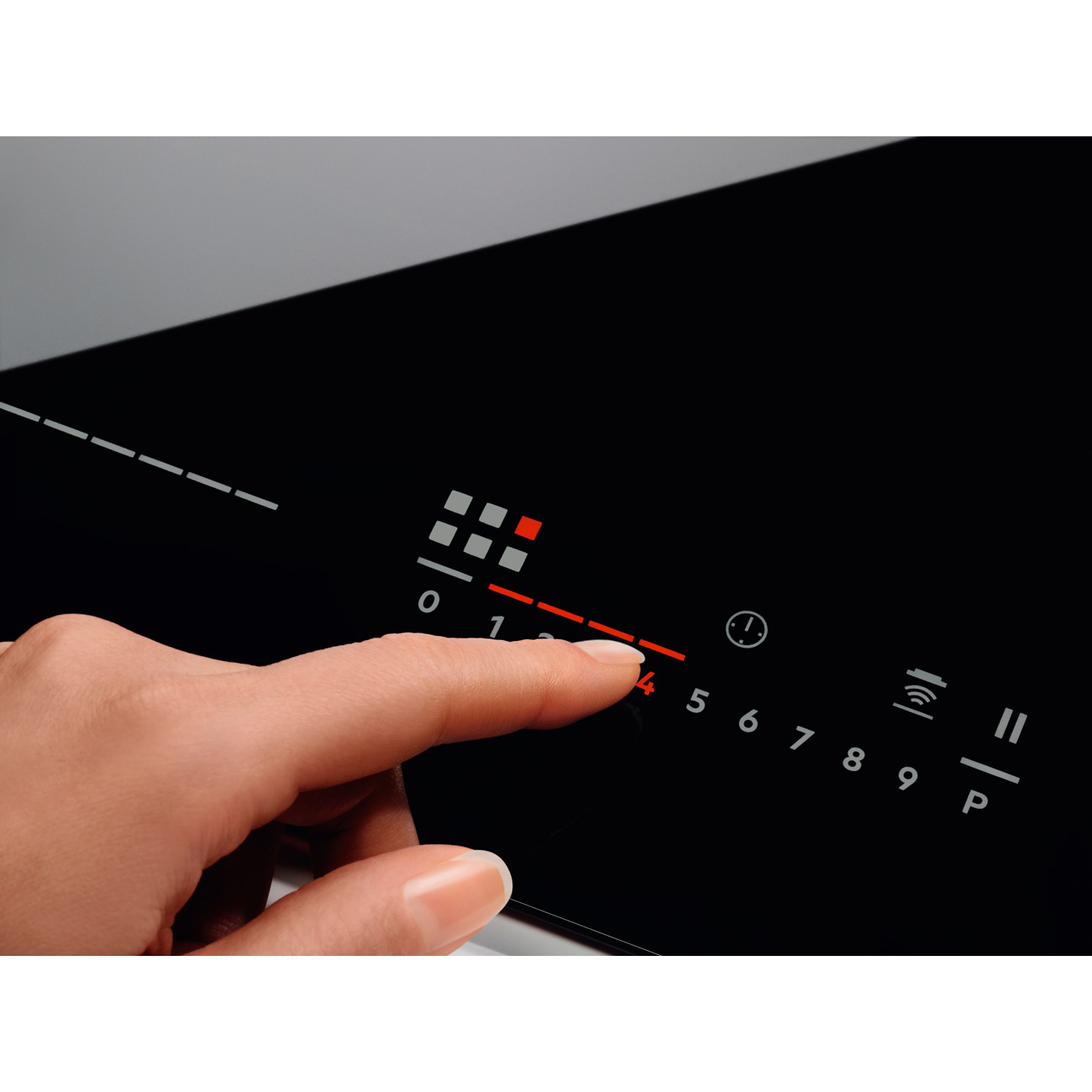 Встраиваемая индукционная панель независимая Electrolux EIV9467