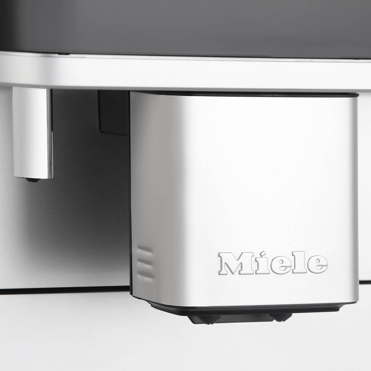 Кофемашина автоматическая Miele CM6350 OBSW