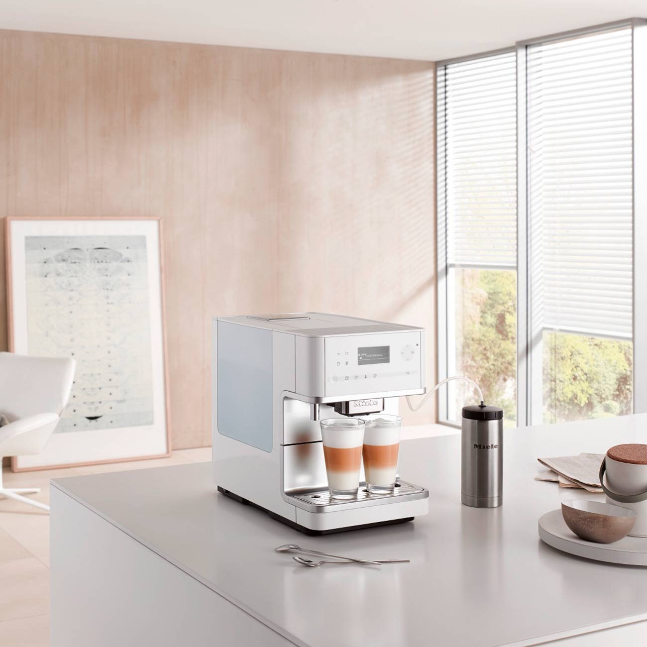 Кофемашина автоматическая Miele CM6350 LOWE