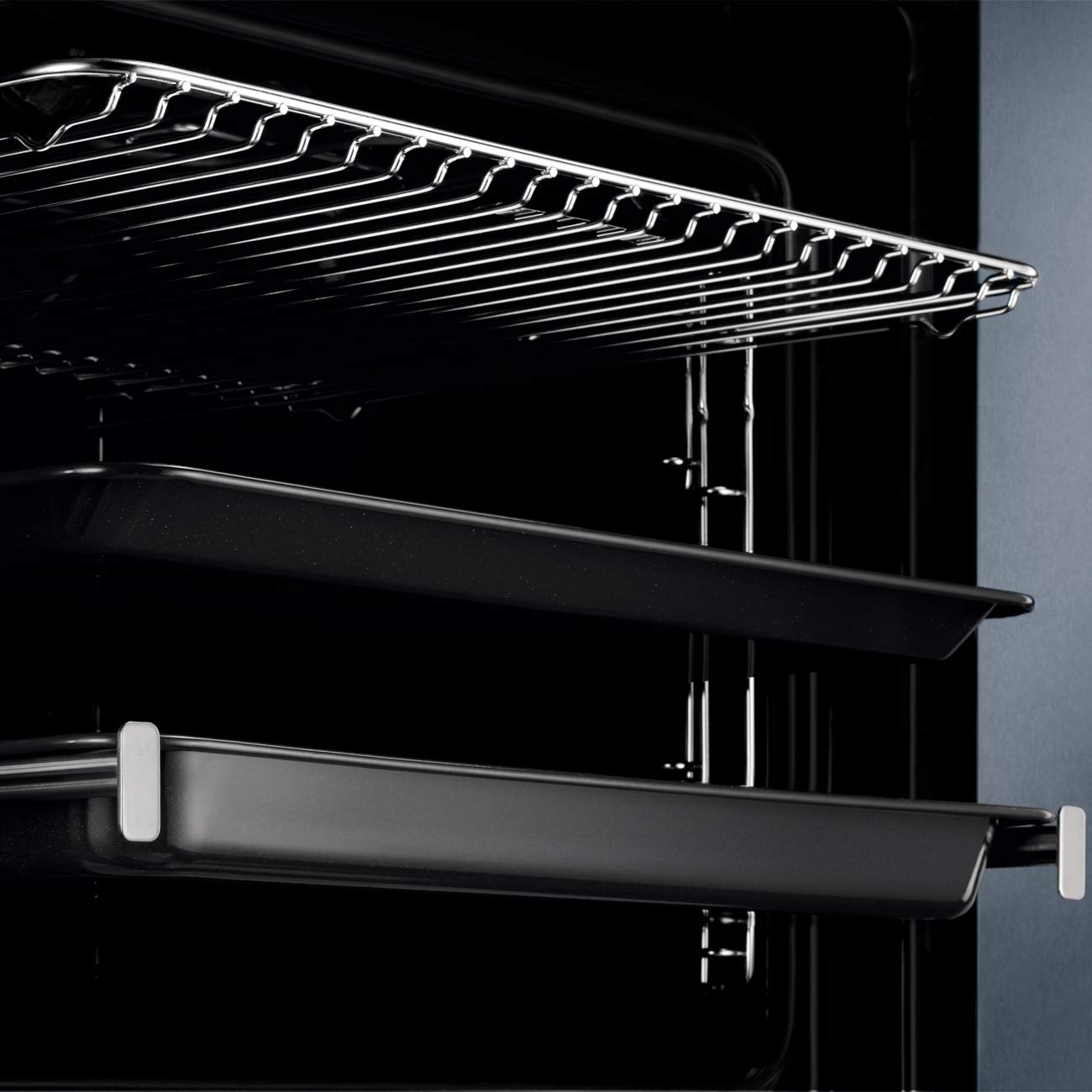 Электрический духовой шкаф Electrolux Intuit 600 OED5H70X