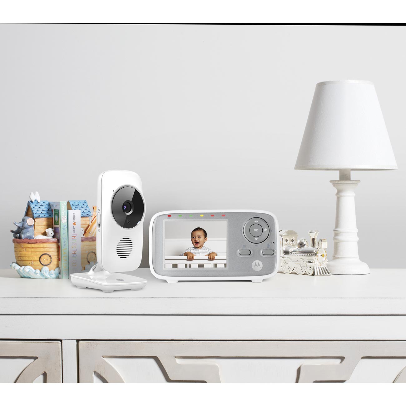 Видеоняня Motorola MBP483