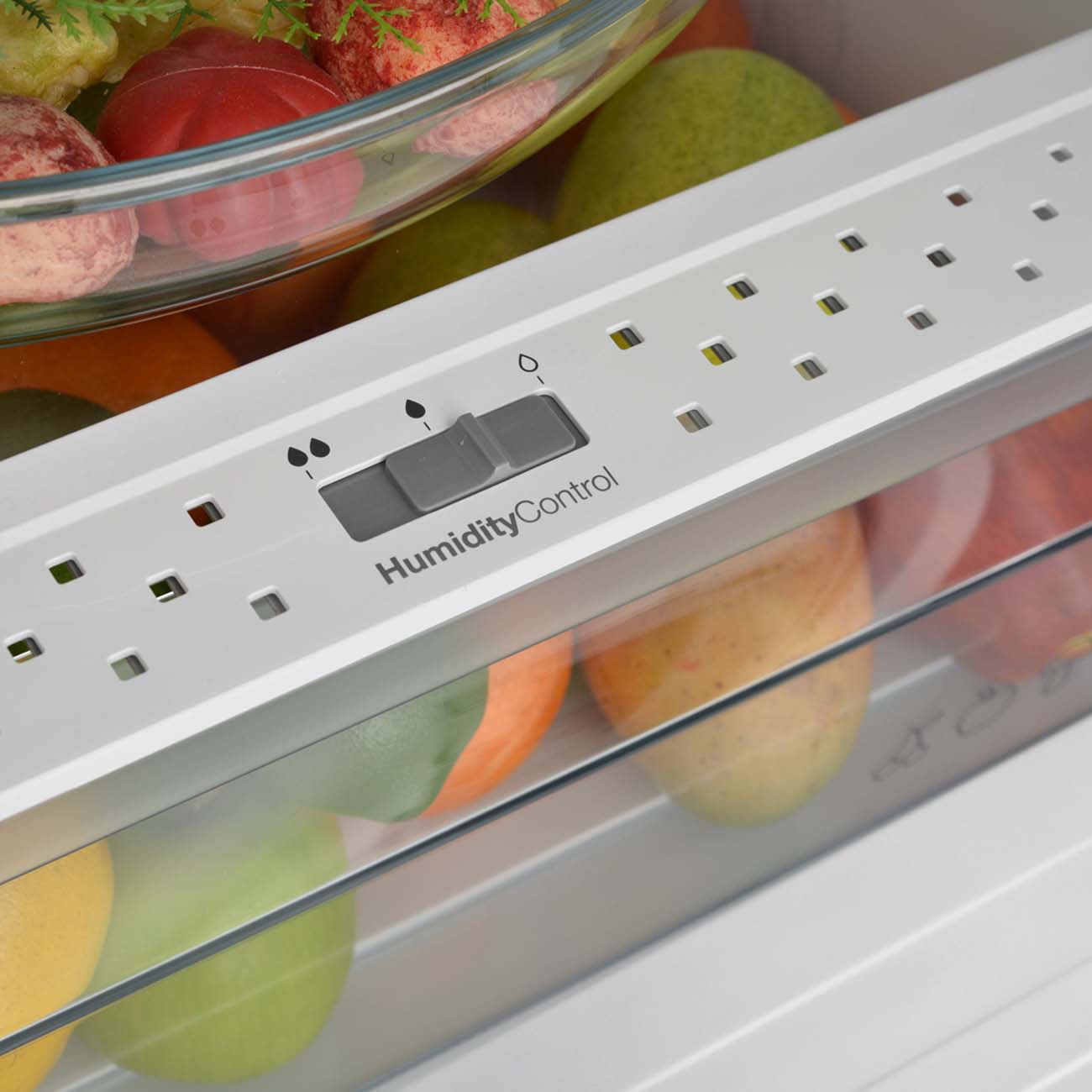 Встраиваемый холодильник комби Scandilux CFFBI 256 E