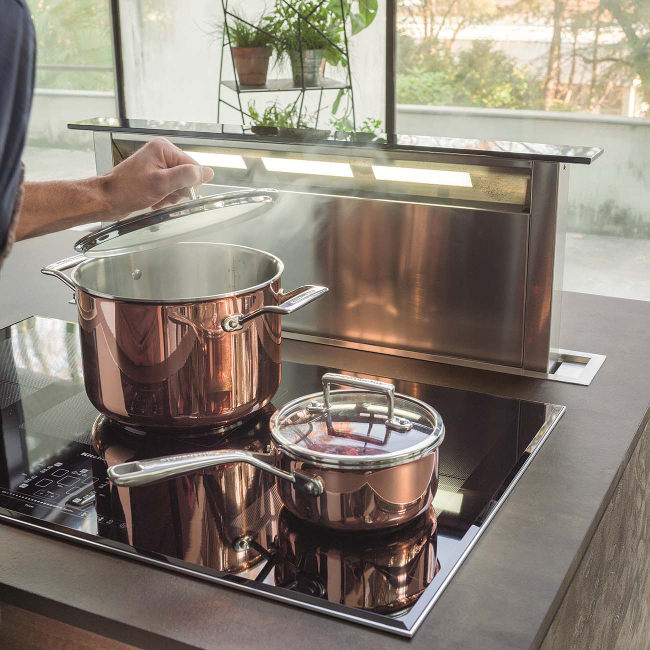 Встраиваемая вытяжка в столешницу KitchenAid KEBDS 90020