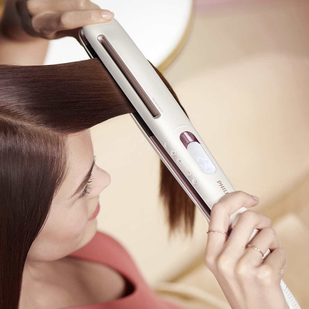 Выпрямитель для волос Philips BHS830/00 с технологией SenseIQ