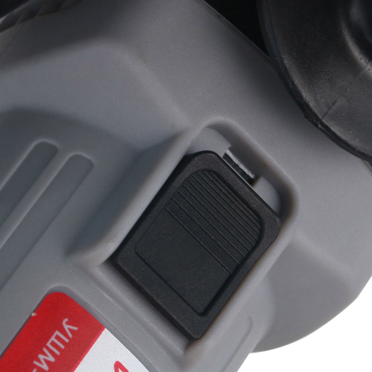 Угловая шлифовальная машина Интерскол УШМ-125/900 671.1.0.00