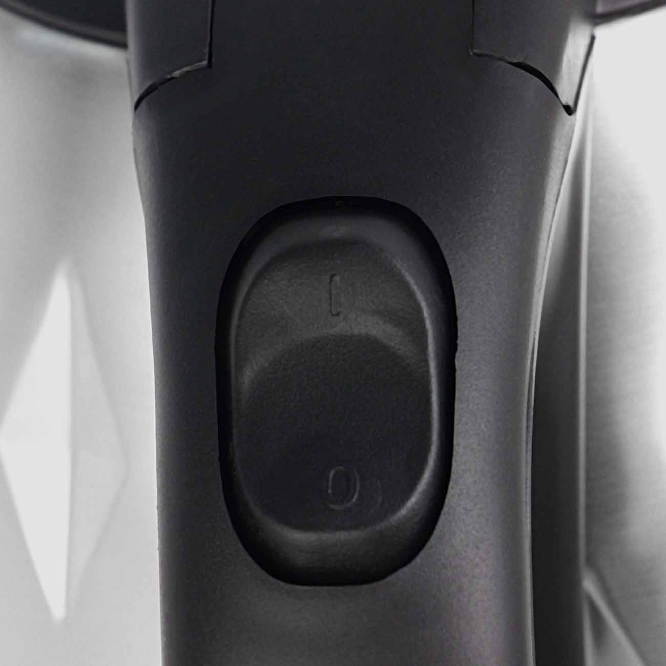 Электрочайник Eurostek EEK-2039