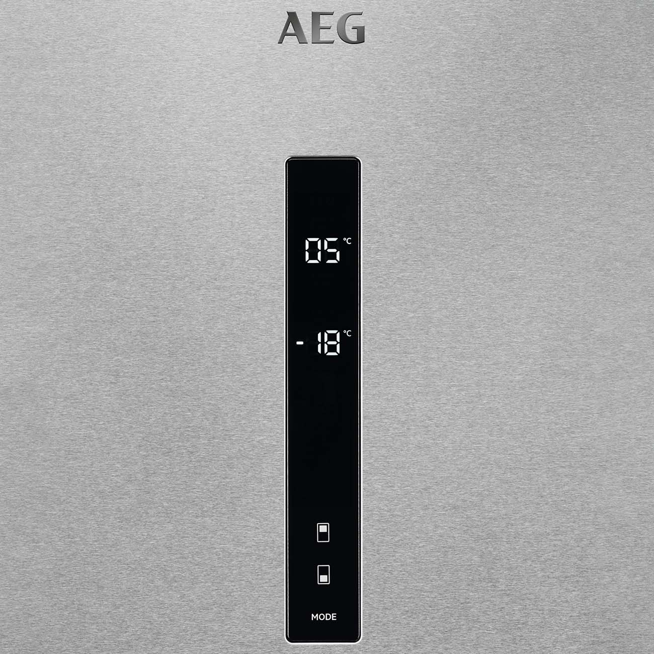 Холодильник AEG RCR736E5MX