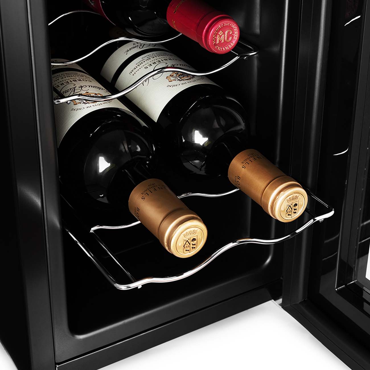 Винный шкаф до 140 см Kitfort КТ-2419