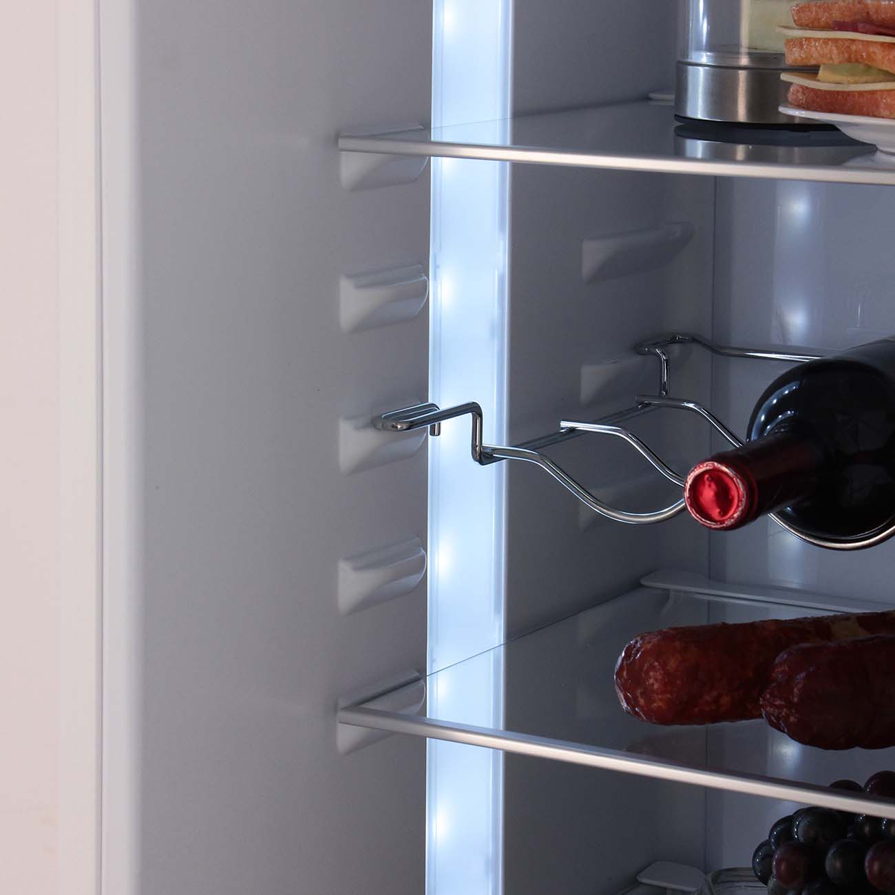 Встраиваемый холодильник комби Beko BCNA275E2S