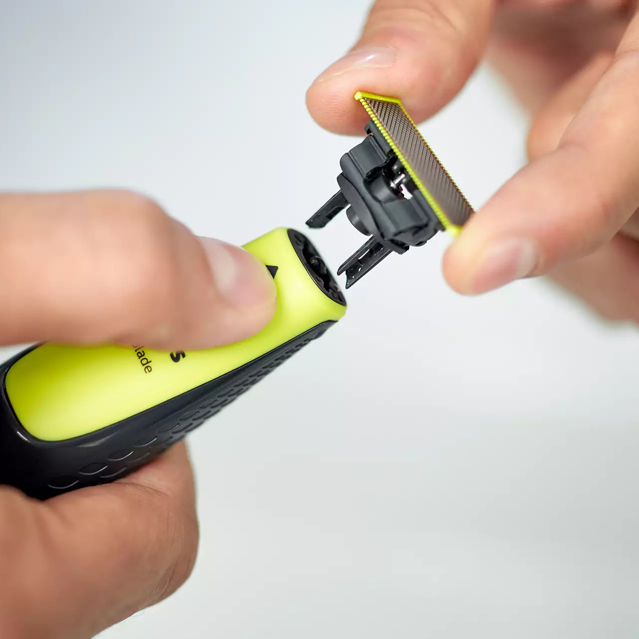 Триммер Philips OneBlade QP2510/10 (2 PIN)