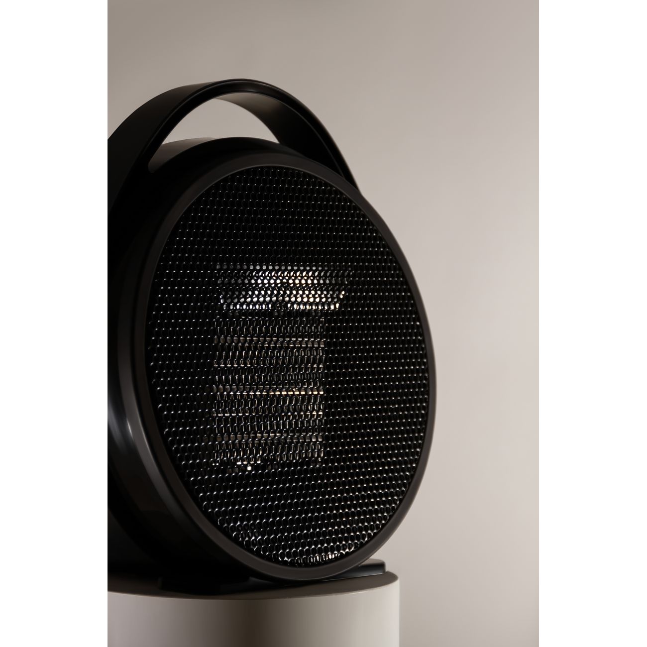 Тепловентилятор керамический Rombica myHome Ares PTC-001