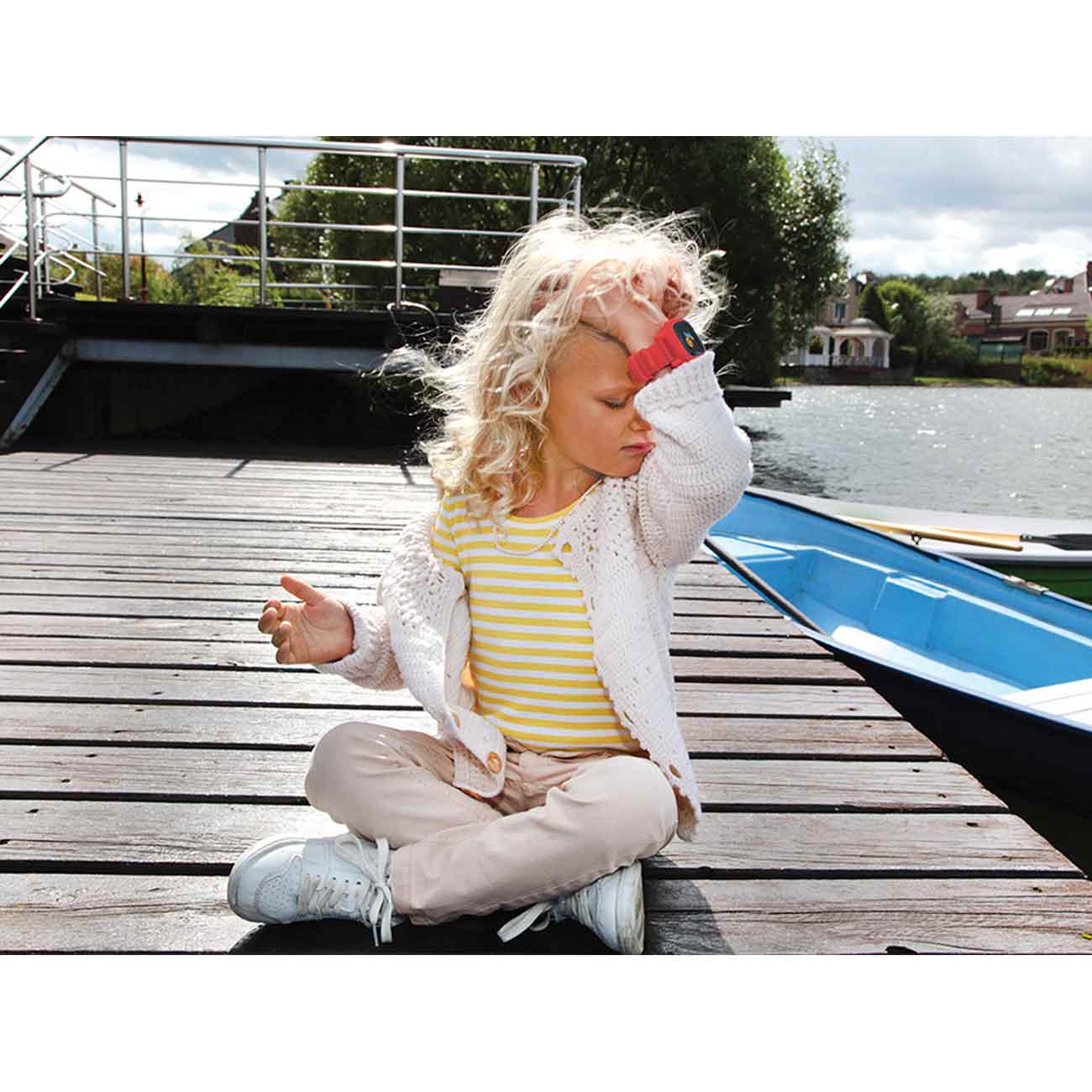 Часы с GPS трекером Elari KidPhone 3G красный