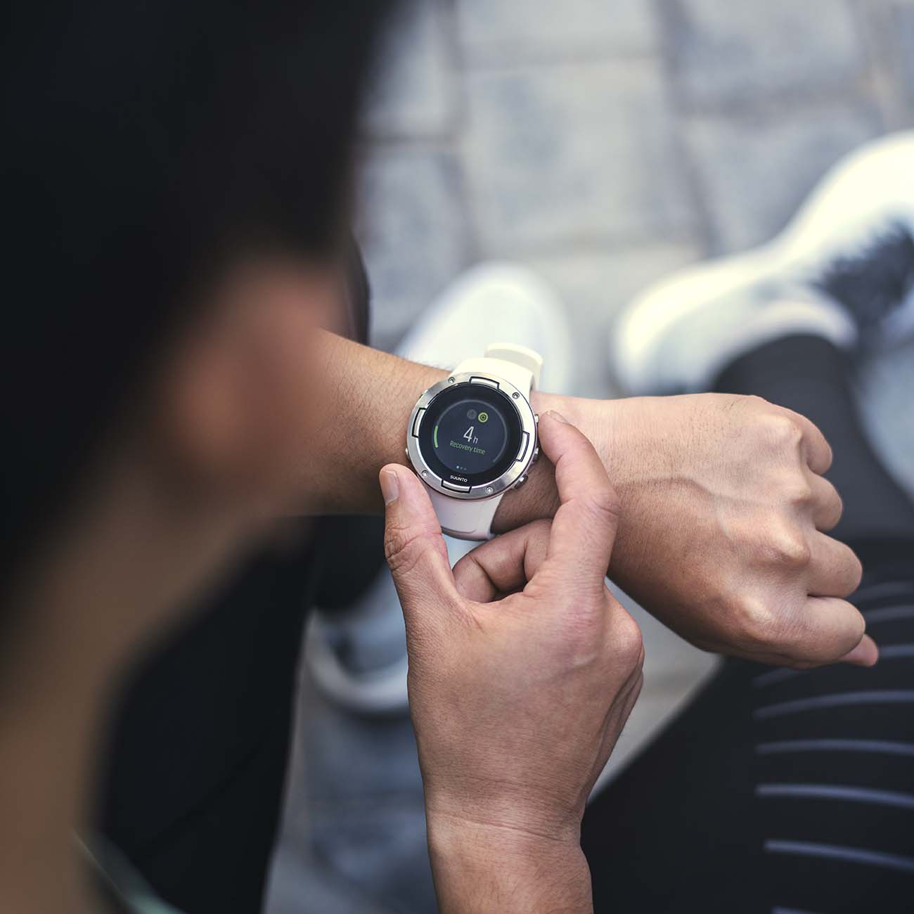 Спортивные часы Suunto 5 G1 белый