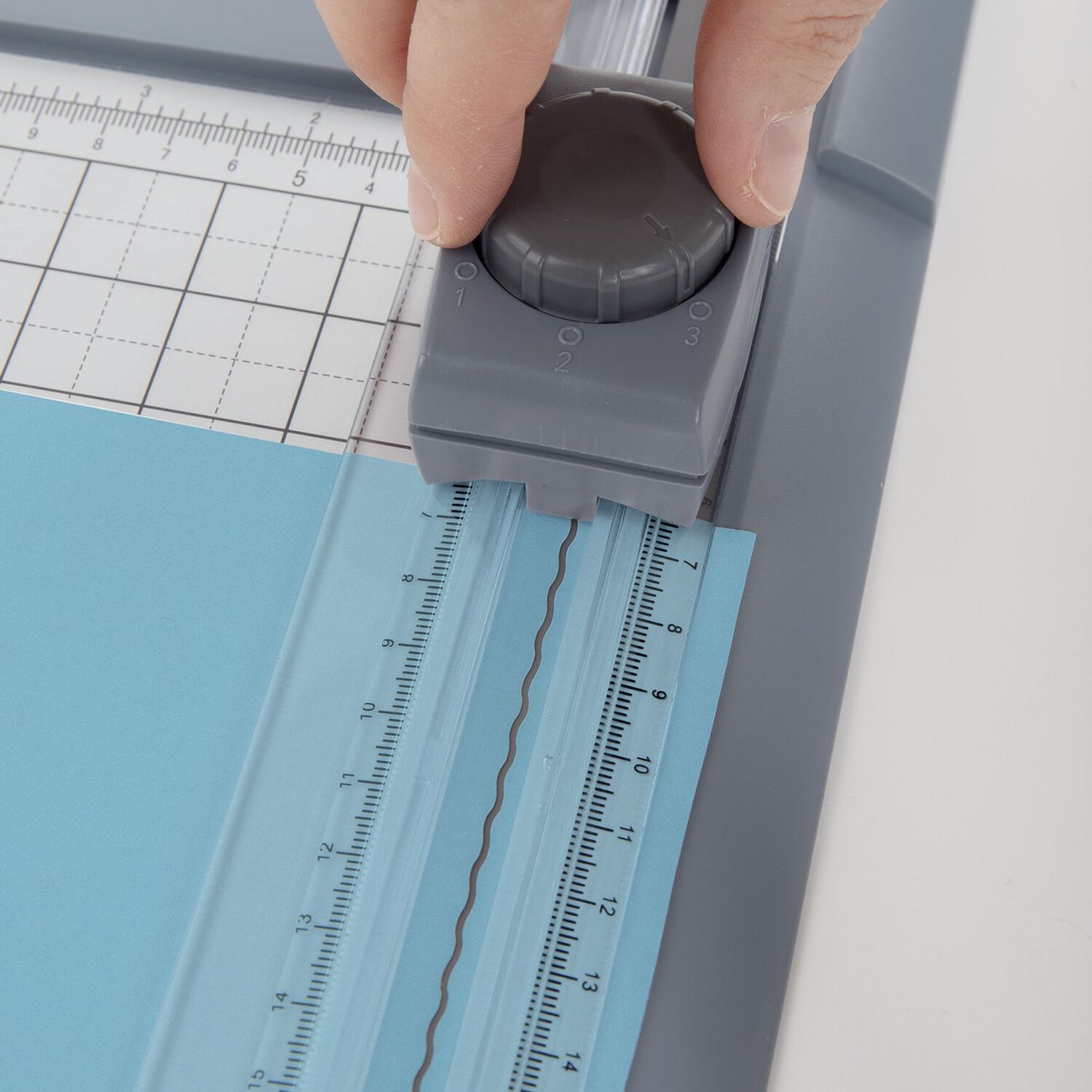 Резак Brauberg Triple Cut до 10 л, 310 мм (532330)