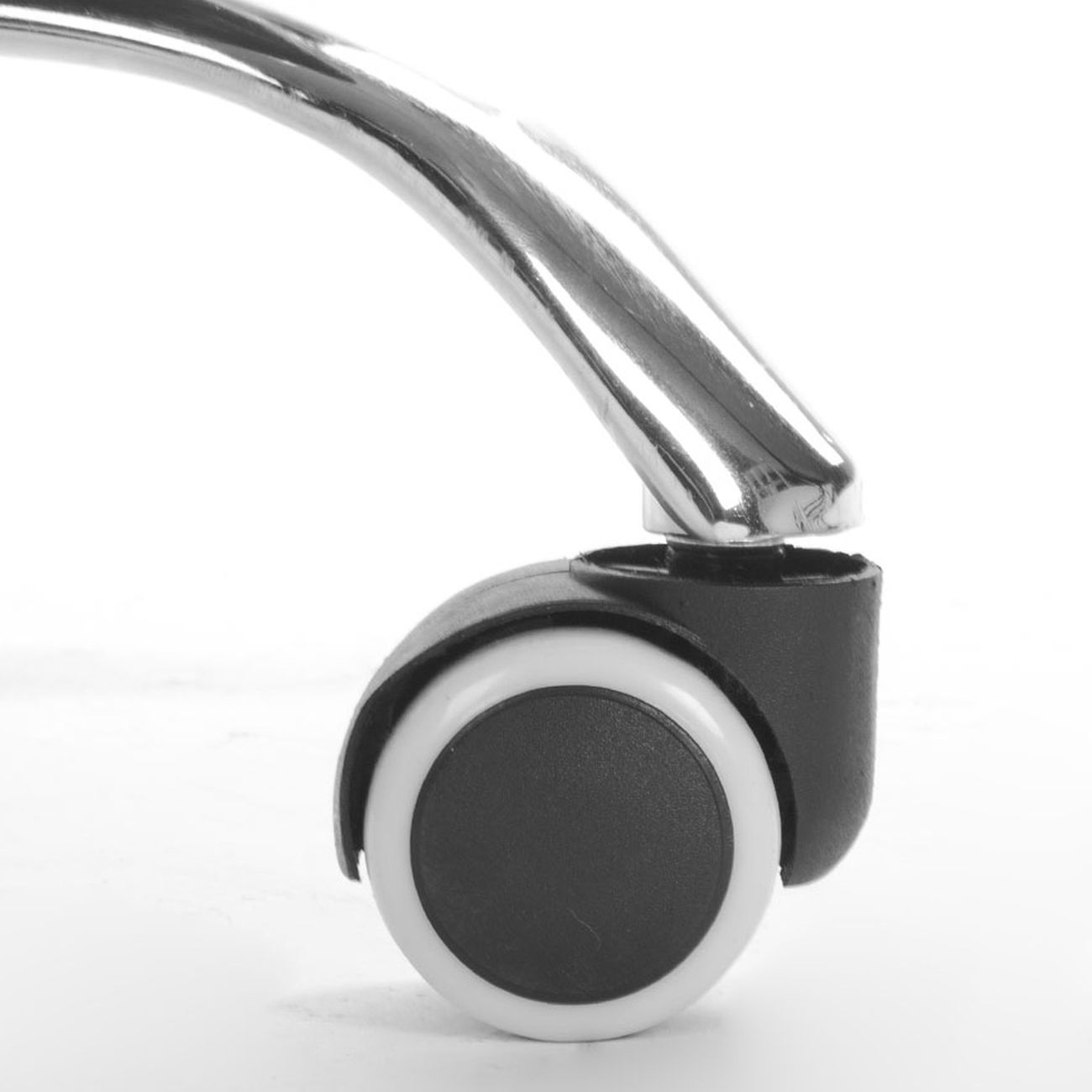 Кресло компьютерное SOKOLTEC ZK1304WH