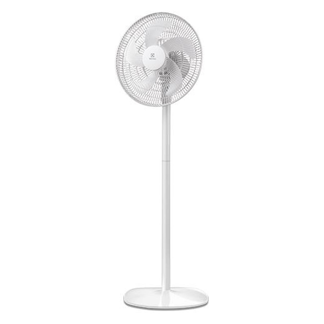 Вентилятор напольный Electrolux EFF-1005