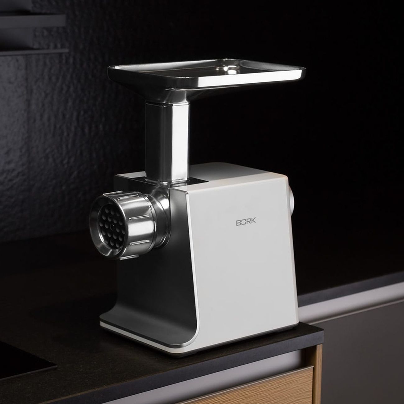 Электромясорубка BORK M783