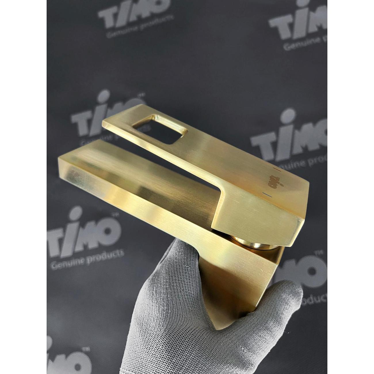 Смеситель Timo Briana