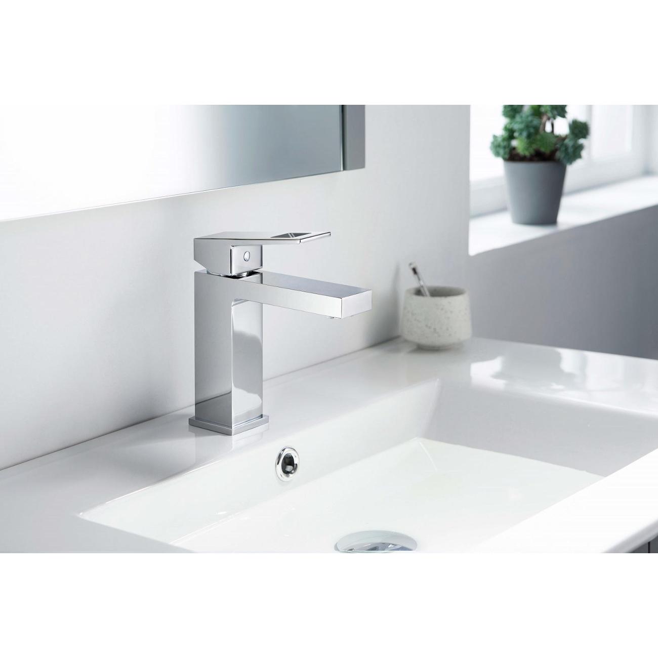 Смеситель Timo Briana