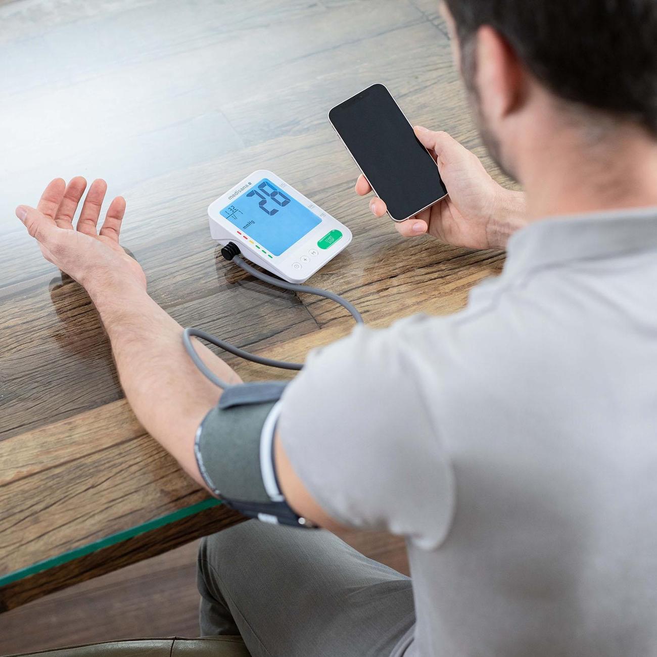 Тонометр Medisana BU 584 Connect