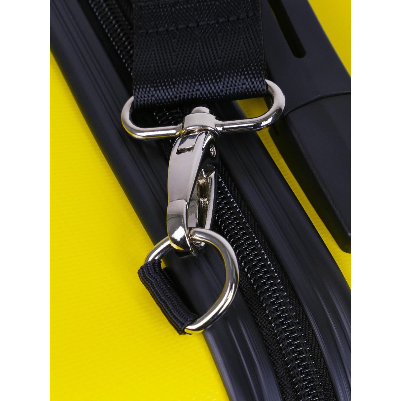 Чемодан Sun Voyage SV031-AF153-15 желтый