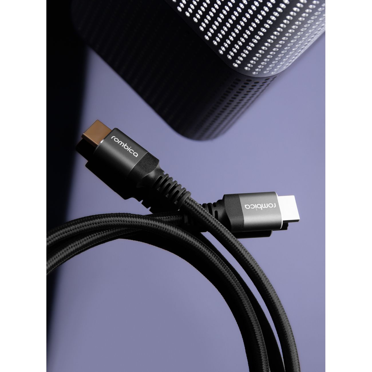 Кабель цифровой аудио-видео Rombica Digital HDMI 2.1 3м LX CB-30LX