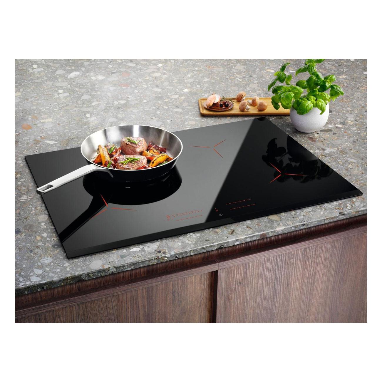Встраиваемая индукционная панель независимая Electrolux EIP8146