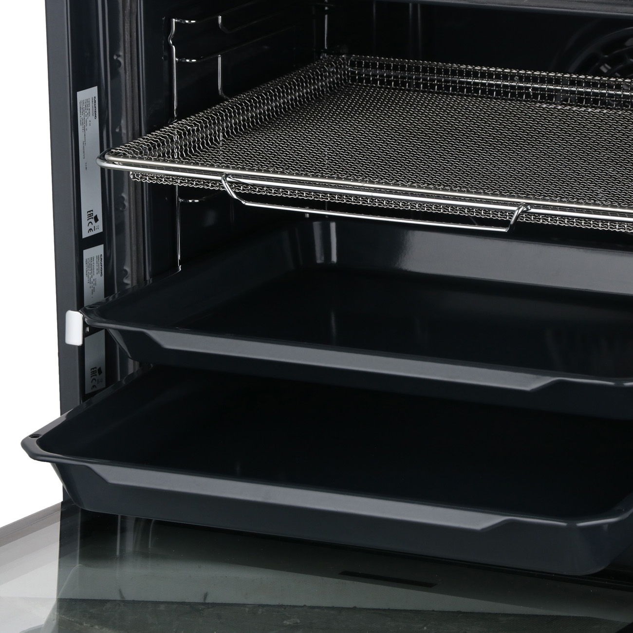 Электрический духовой шкаф Grundig GEBM12300WSA белый