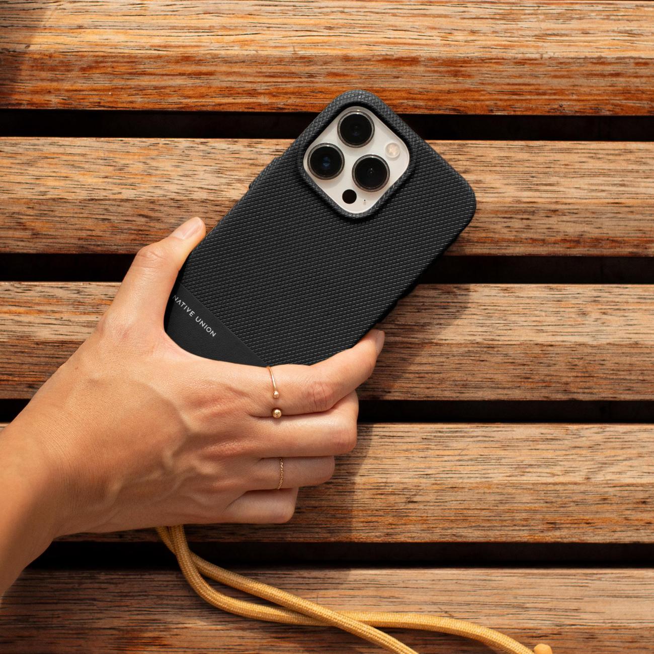 Шнурок для смартфона Native Union CITY SLING 74 см крафт