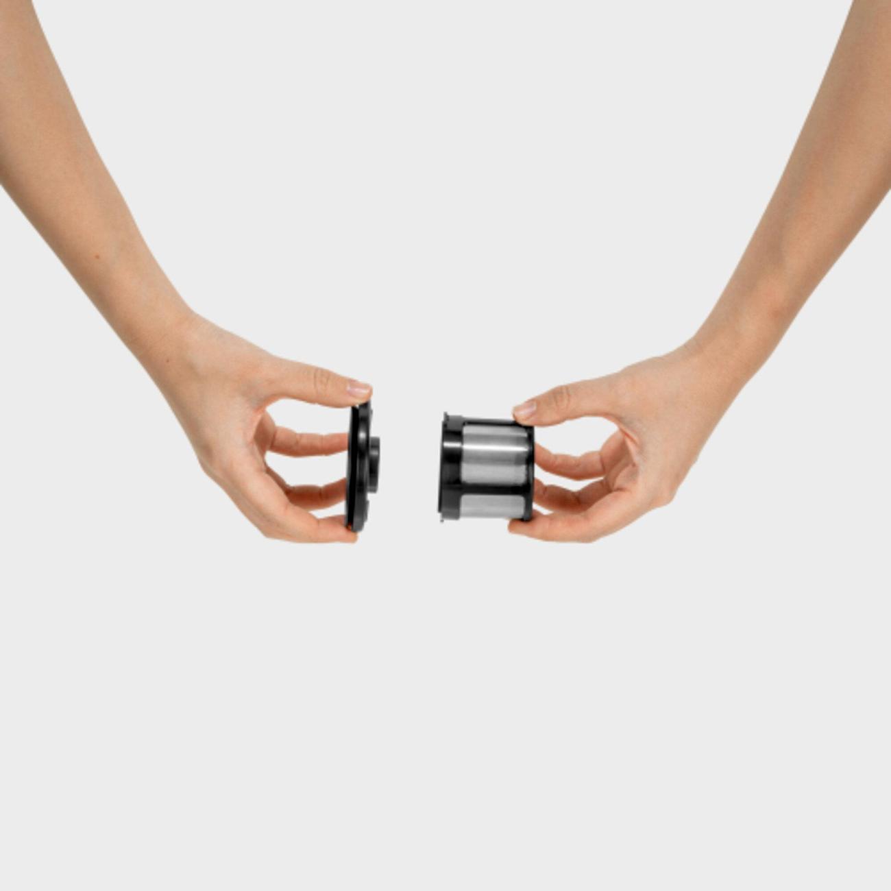 Пылесос аккумуляторный Karcher CVH 2 EU