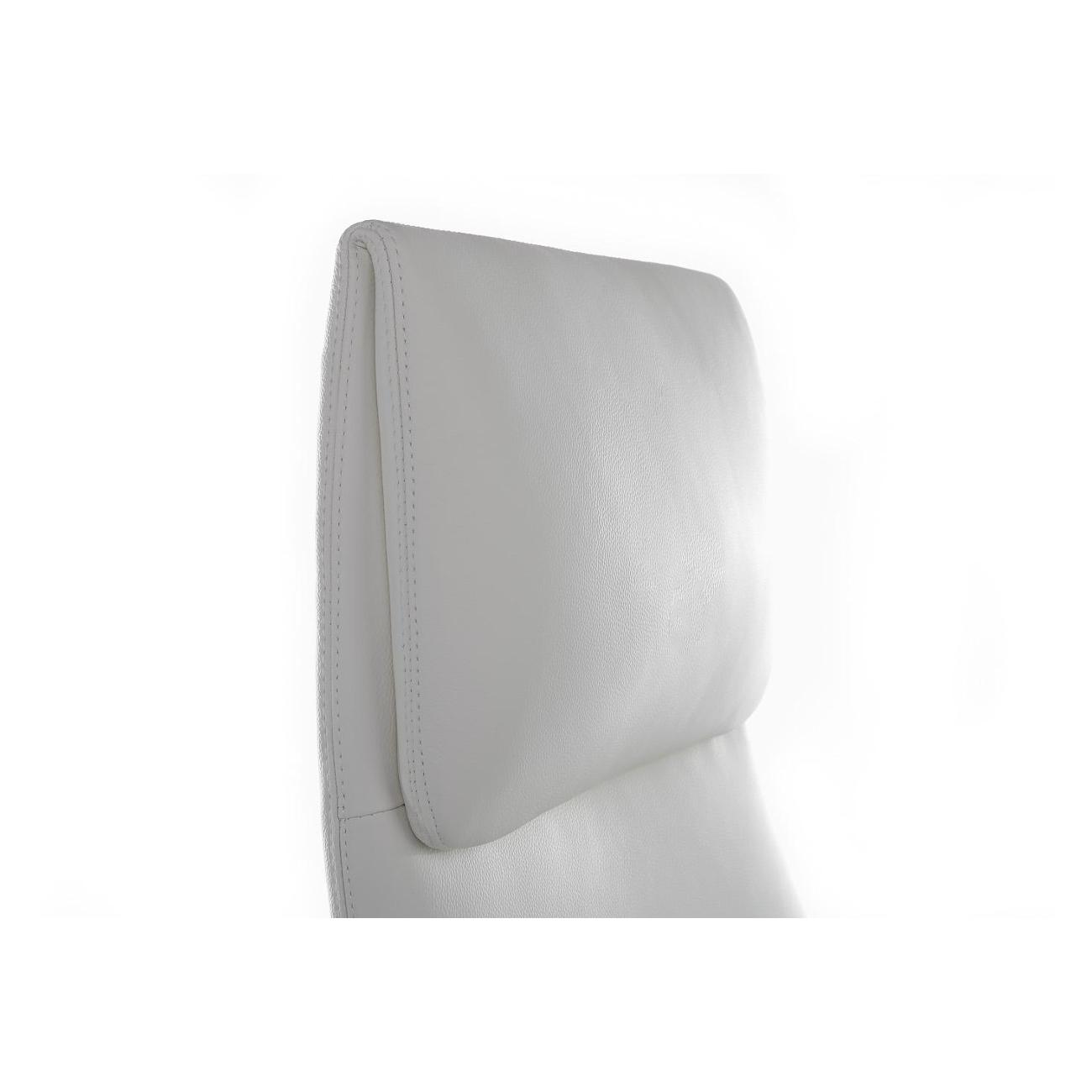 Кресло компьютерное Riva Aura белый