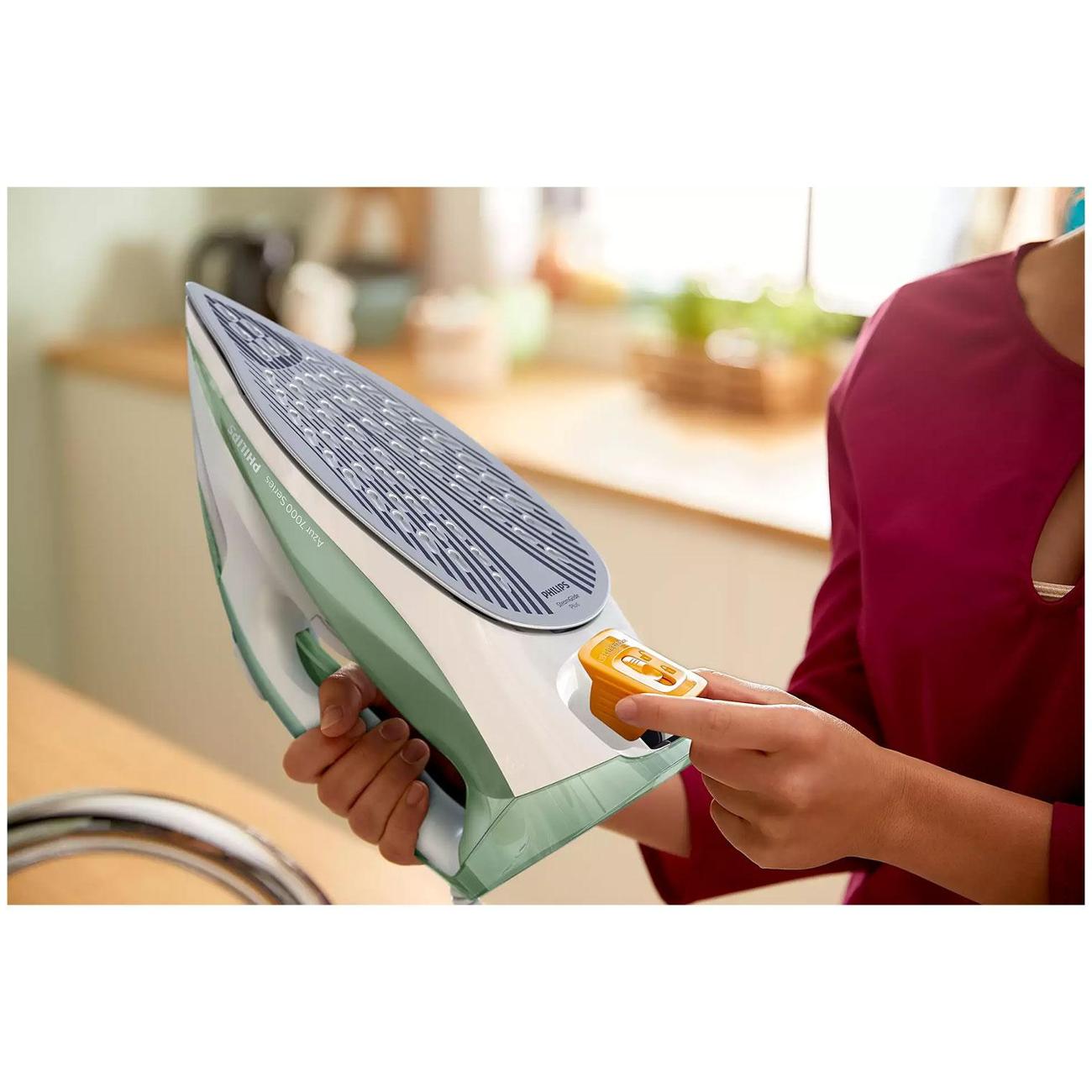 Утюг Philips DST7012/70