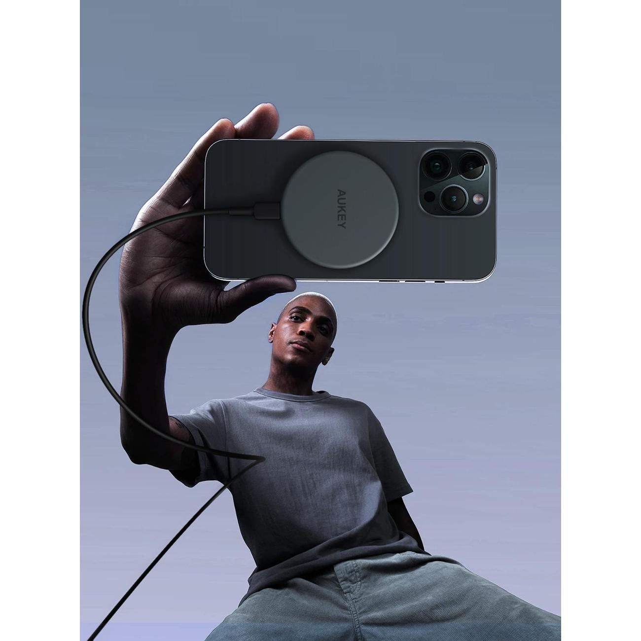 Беспроводное зарядное устройство Aukey LC-MC10