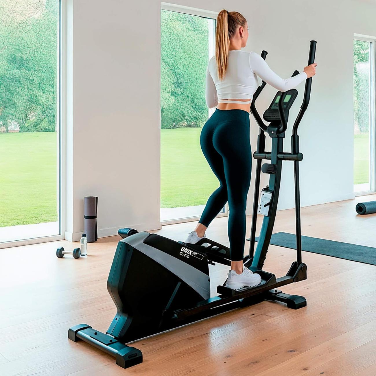Эллиптический тренажер для дома UnixFit SL-470 магнитный, до 150 кг, шаг 47 см, маховик 26 кг, 16 уровней нагрузки