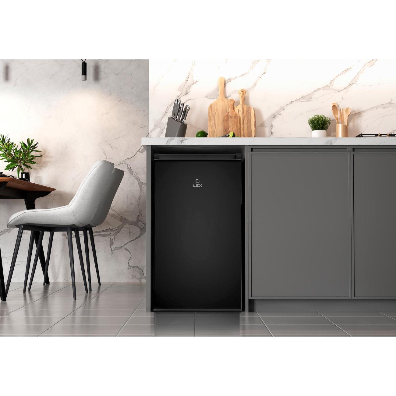 Холодильник LEX LSD100W черный