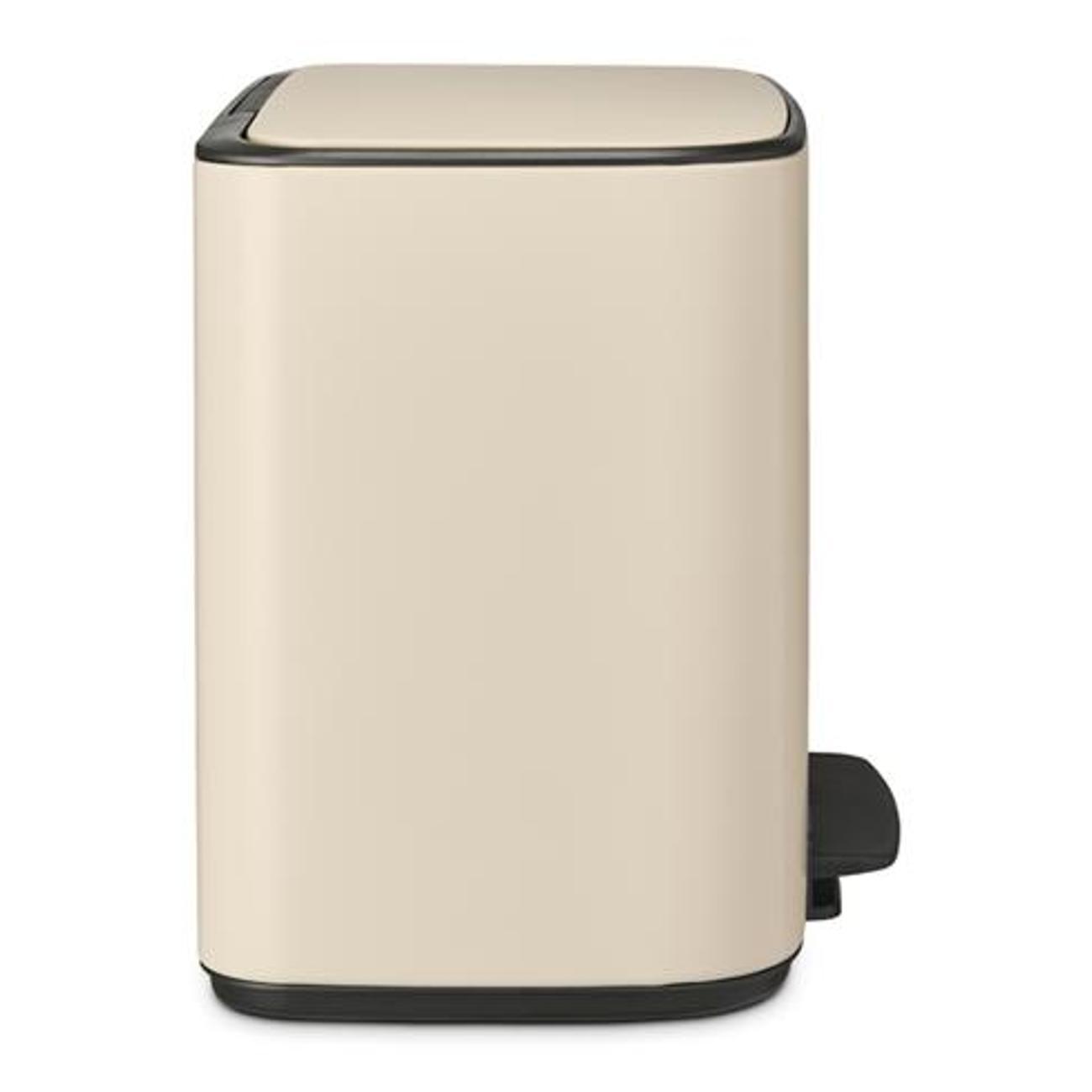 Ведро Brabantia Pedal Bin Bo 202346