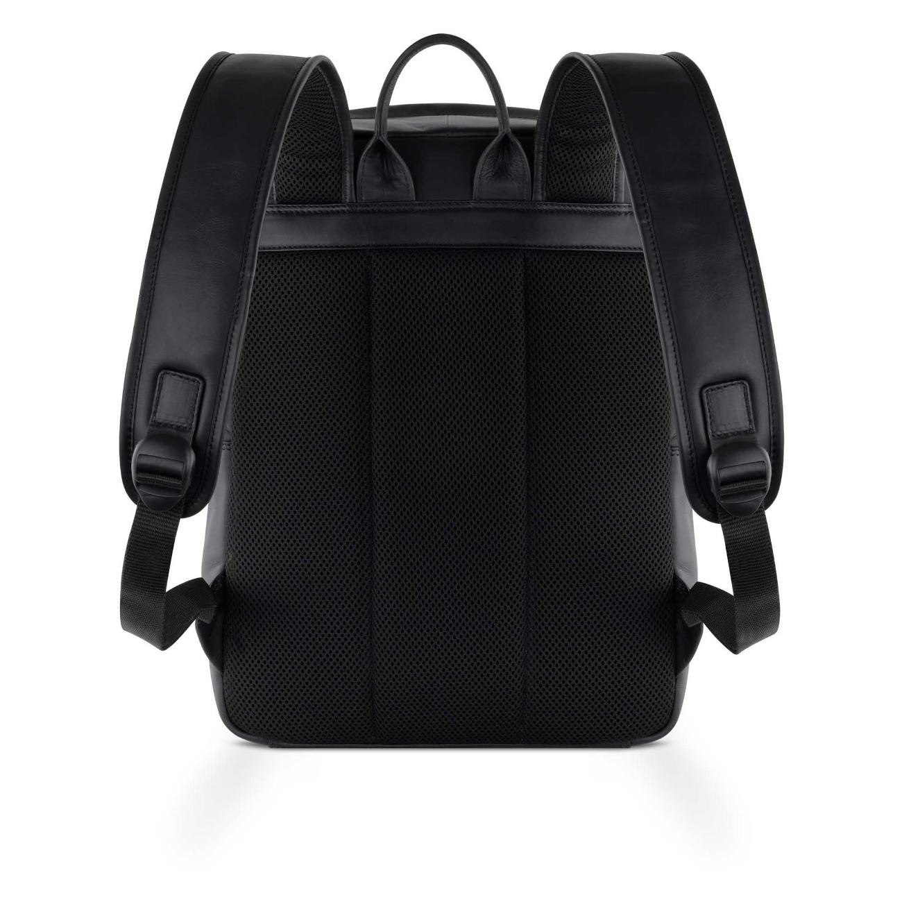 Рюкзак для ноутбука Bugatti Clark черный 49235401