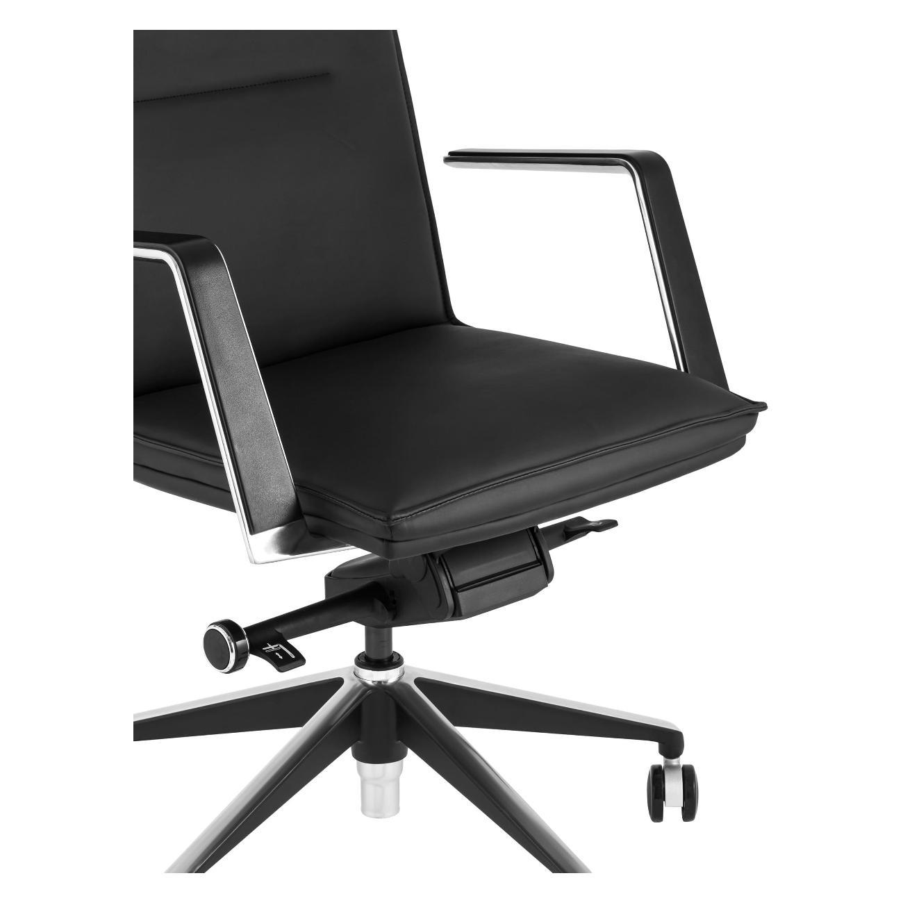 Кресло компьютерное TopChairs Arrow черное