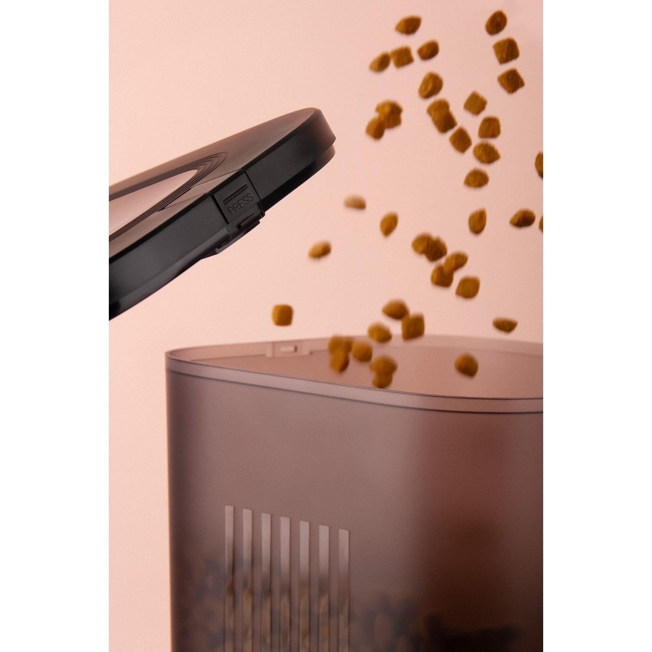 Умная кормушка для животных Rombica myPet Tom