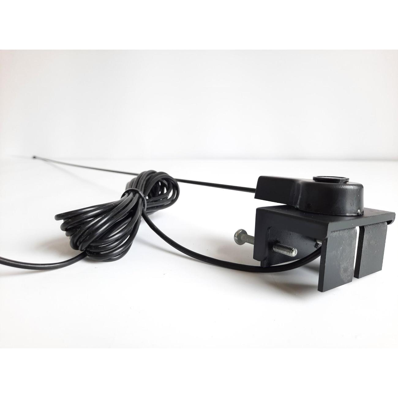 Антенна автомобильная Триада 70-02