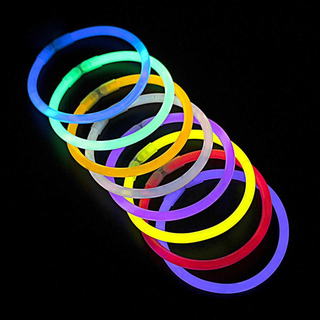 Светящиеся палочки-браслеты Золотая сказка палочки браслеты 100 шт 662596