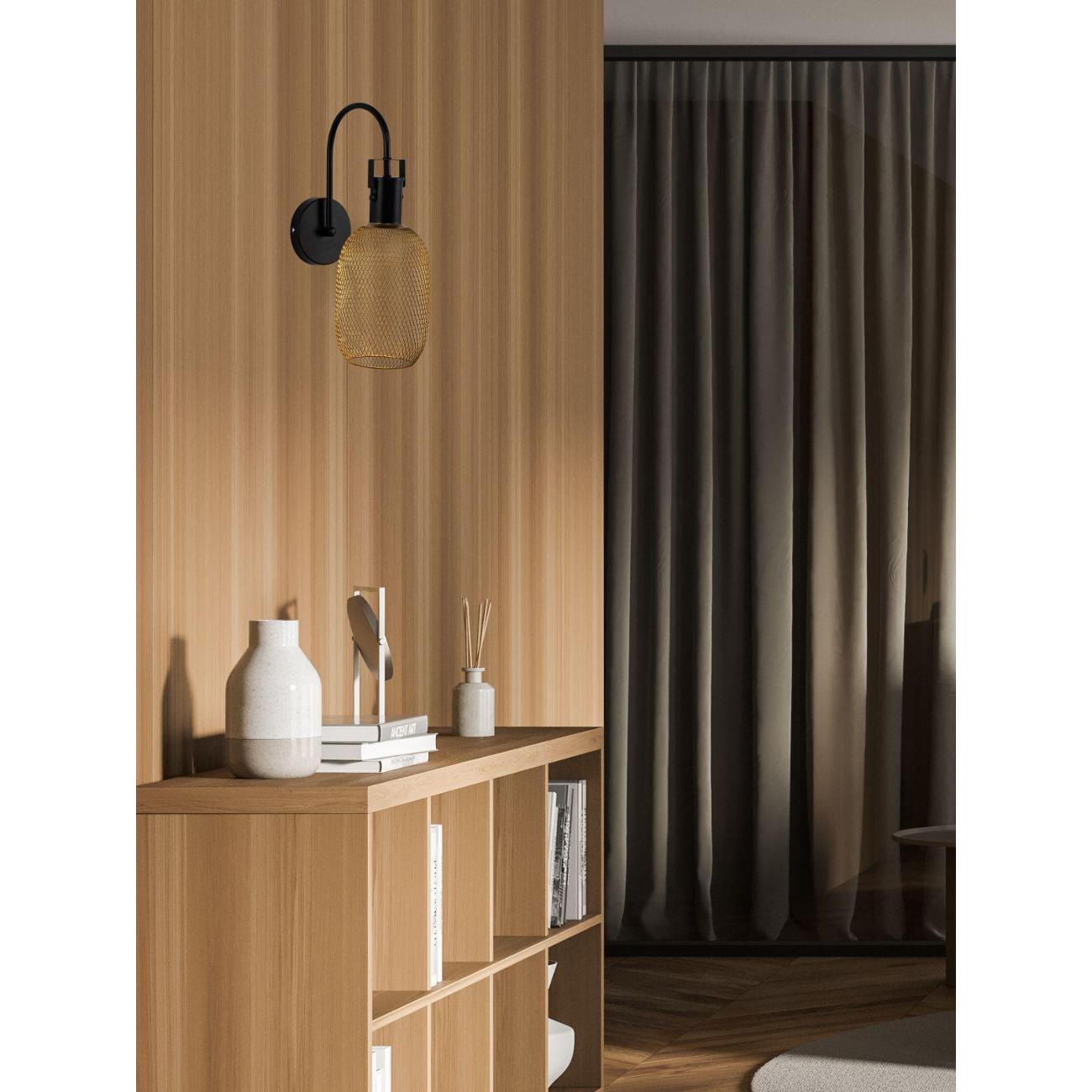 Светильник настенный Moderli Alina V2800-1W