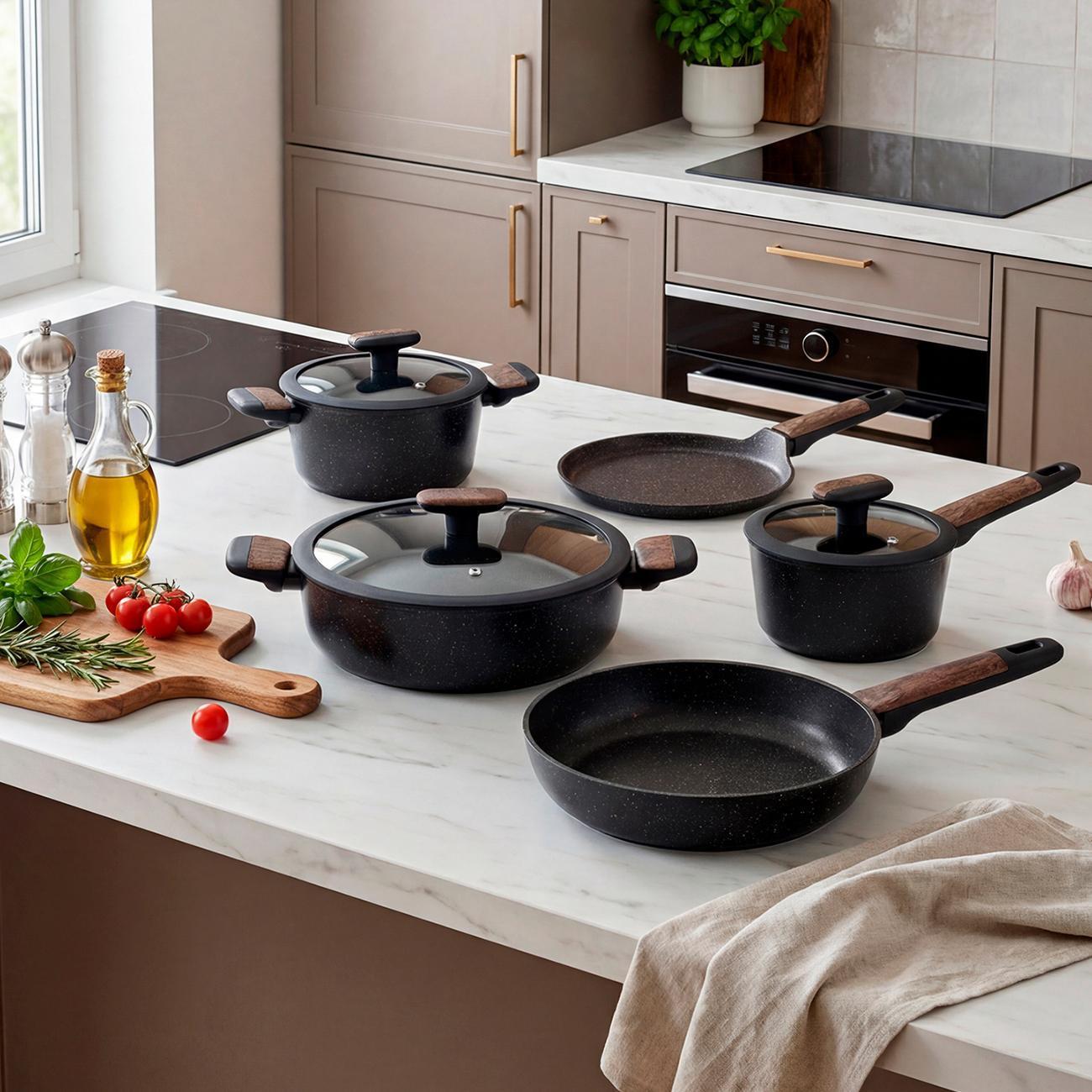 Кастрюля 2.5л/20 см с крышкой (кованый алюминий) REGENT inox ALBERO